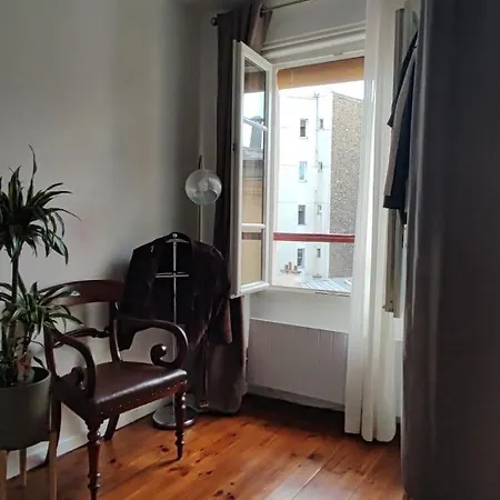 Apartamento A Deux Pas Des Buttes Chaumont Paris